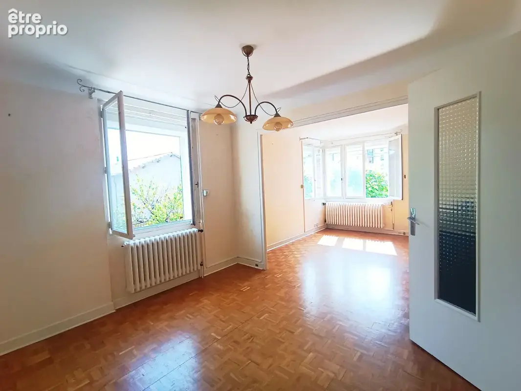 Maison individuelle à étage, 3 chambres, jardin, garage quartier calme - photo 3