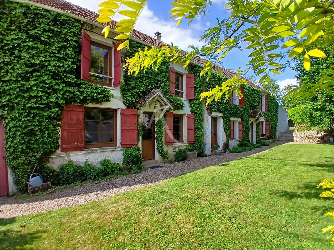 Maison à VILLIERS-SUR-MORIN