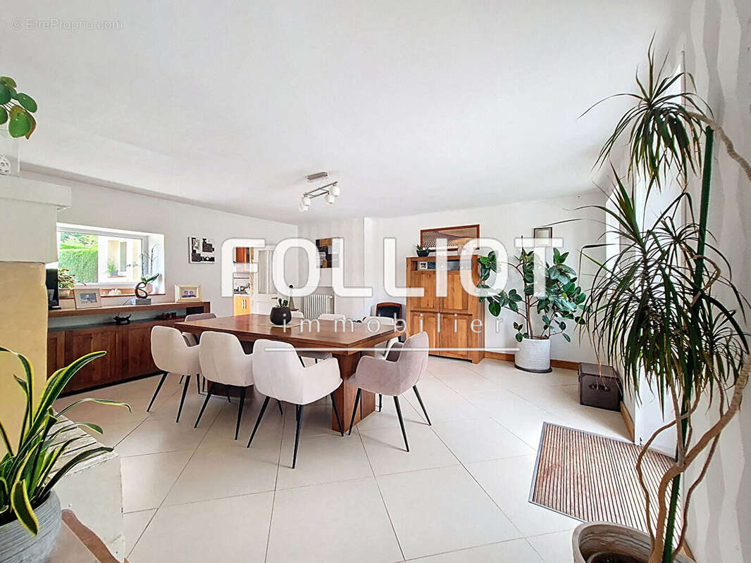 Maison à SANNERVILLE