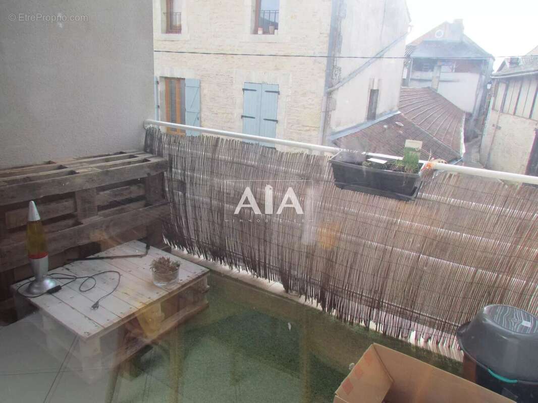 Appartement à RUFFEC