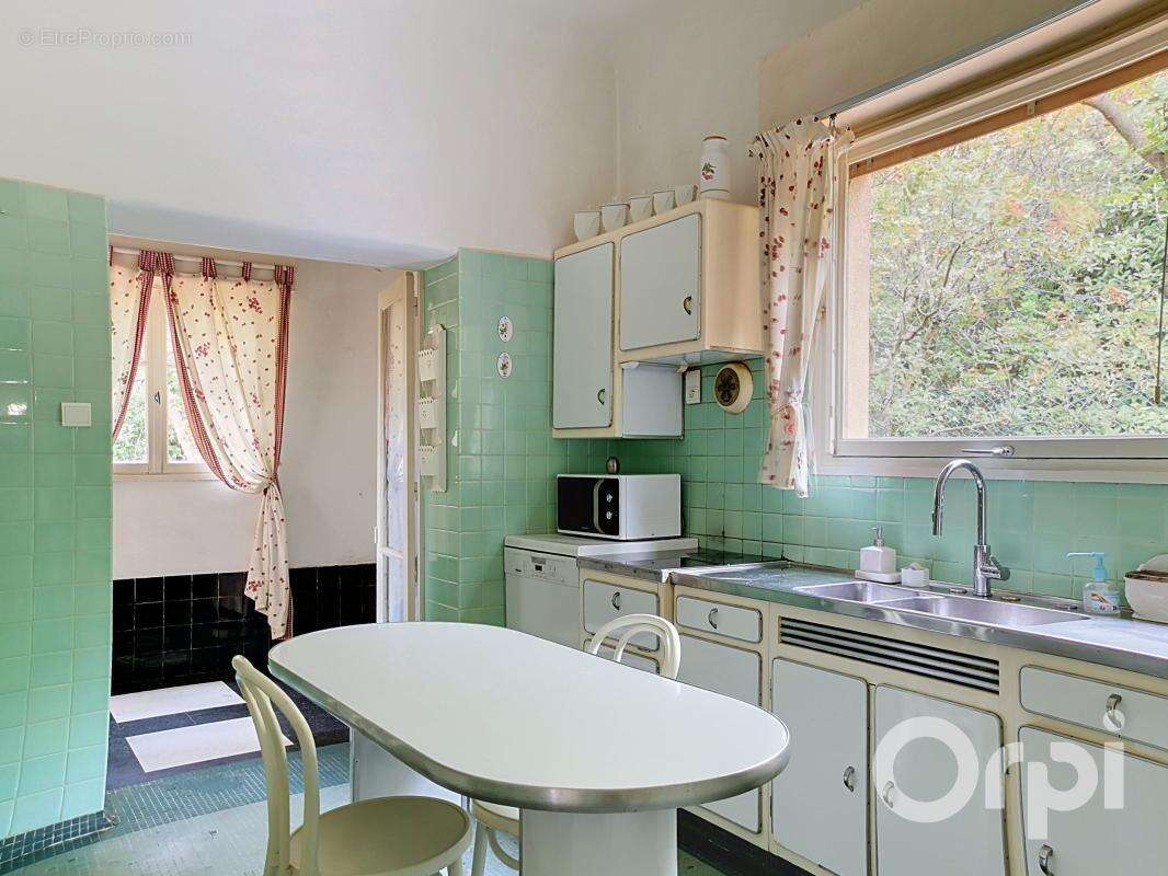 RARE à la vente villa d'exception de 191 m² type 5 sur 1995 m² de terrain - photo 8