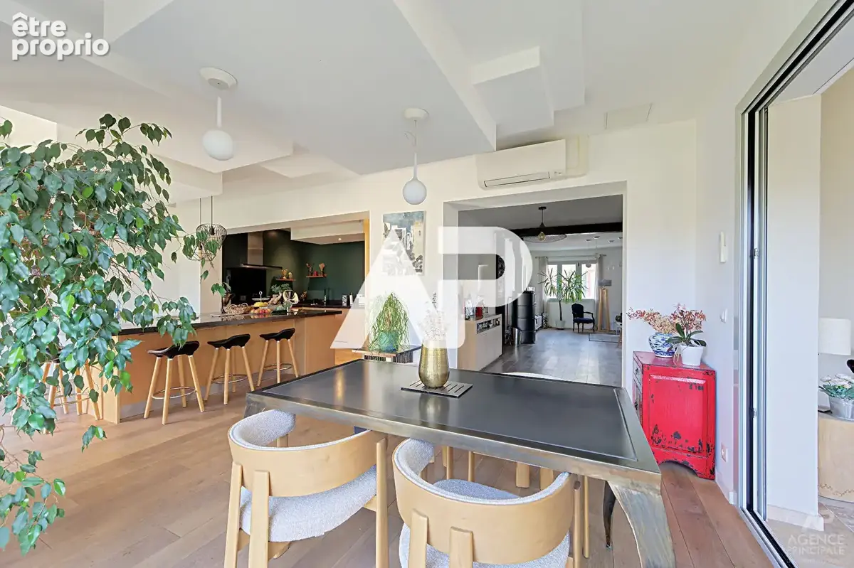 Maison Suresnes 8 pièce(s) 274 m2 - photo 4