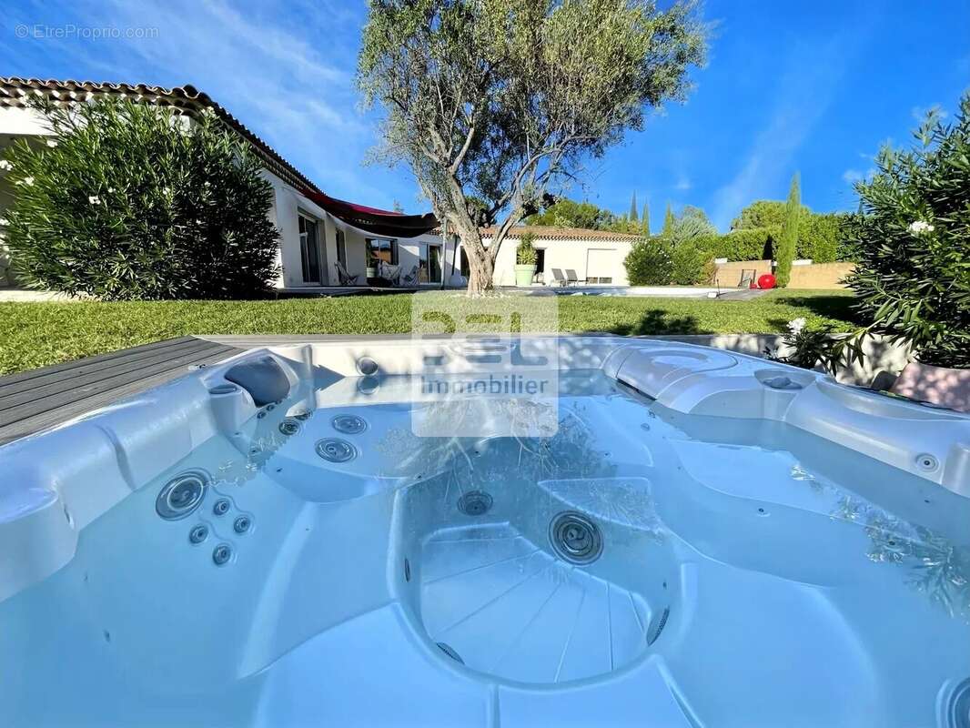 Maison à AIX-EN-PROVENCE