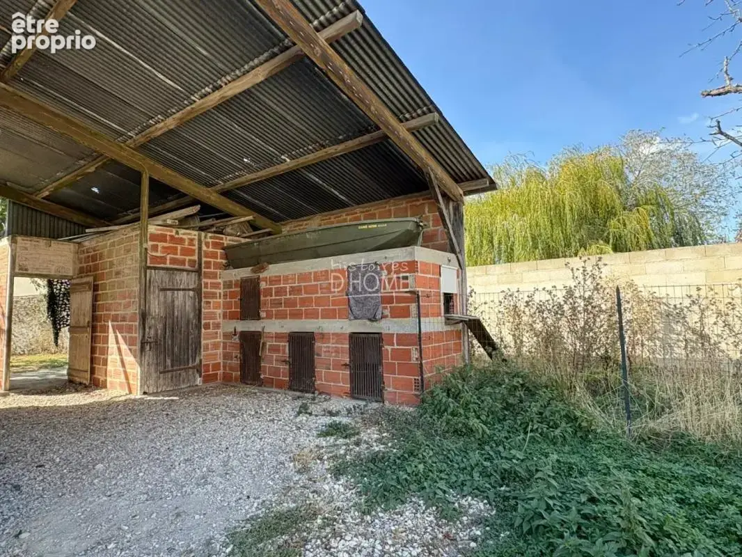 Longère de caractère – beaucoup de potentiel – terrain de 1 209 m² - photo 11