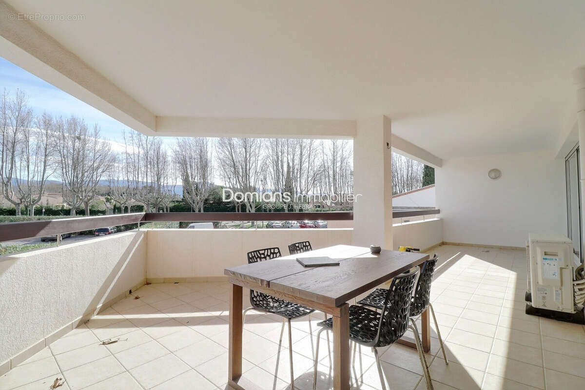 Appartement 61 m² à Saint-Cyprien  - photo 2
