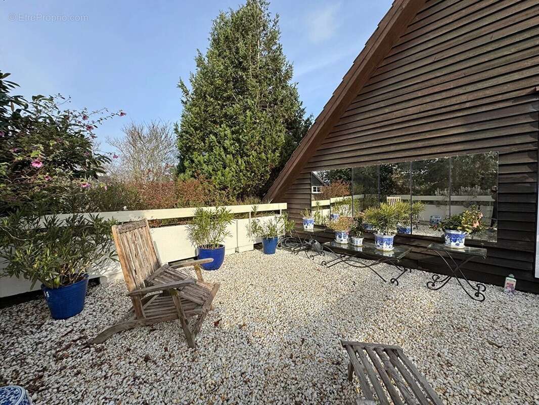 Maison à SAINT-NOM-LA-BRETECHE