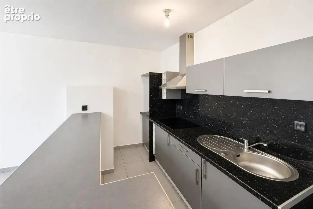 Maison spacieuse de 9 pièces à Lugos - photo 13