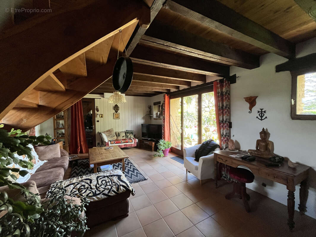 Maison à PLAZAC