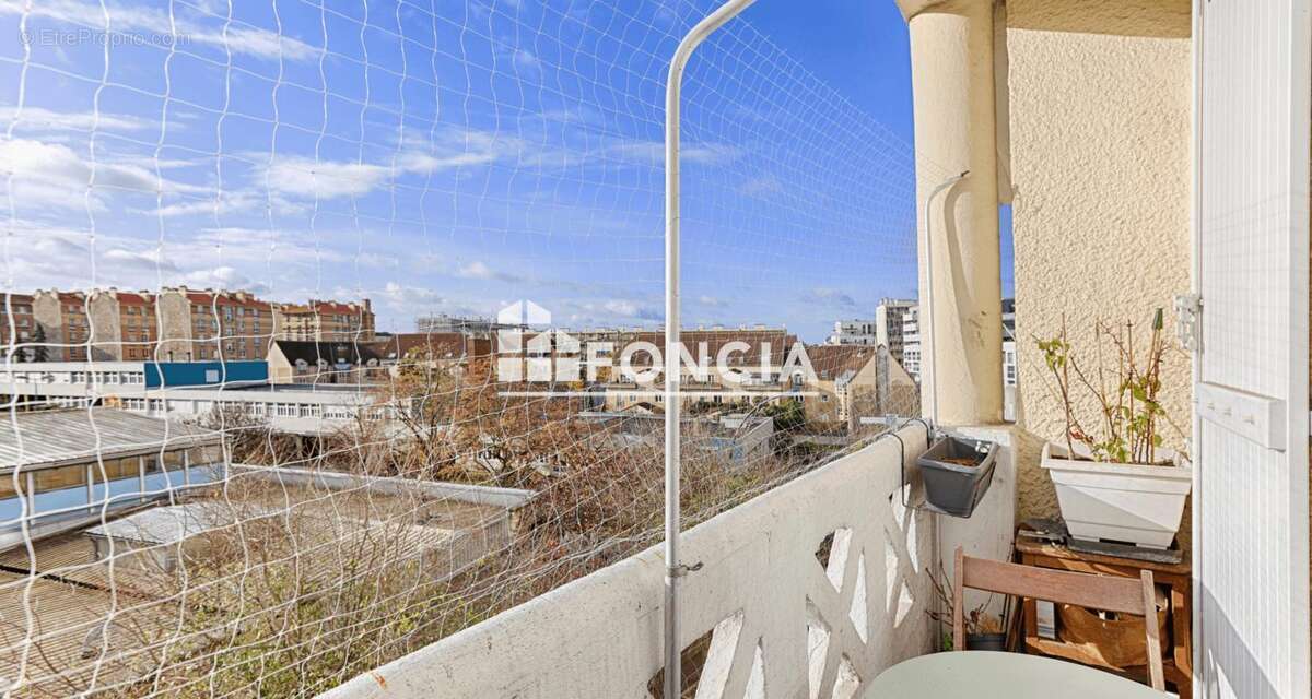 Appartement à COLOMBES