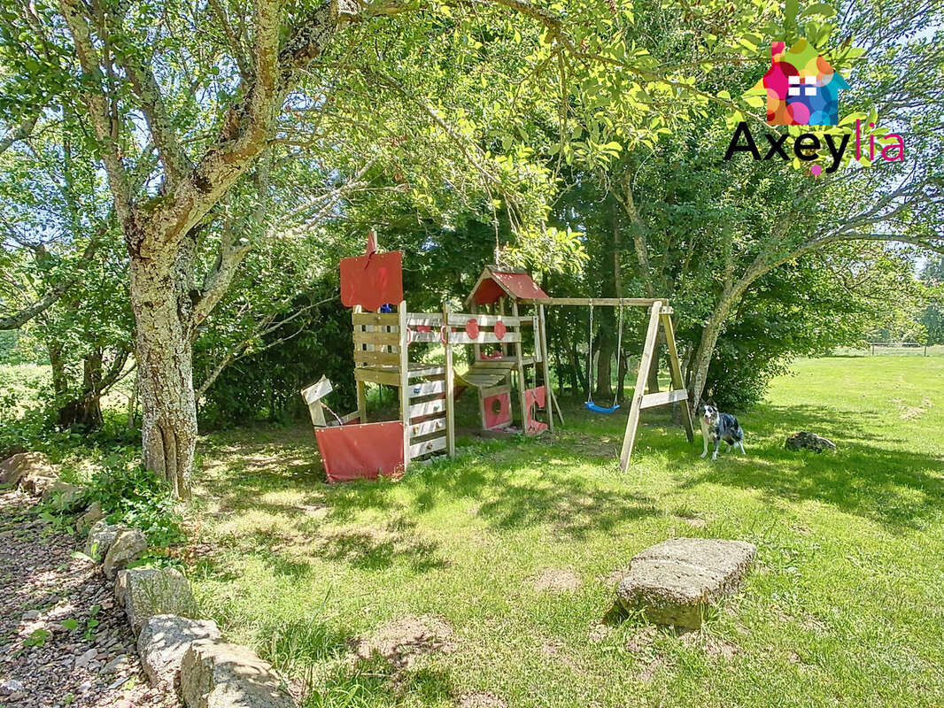 Maison à SAINT-MARTIN-D&#039;ESTREAUX