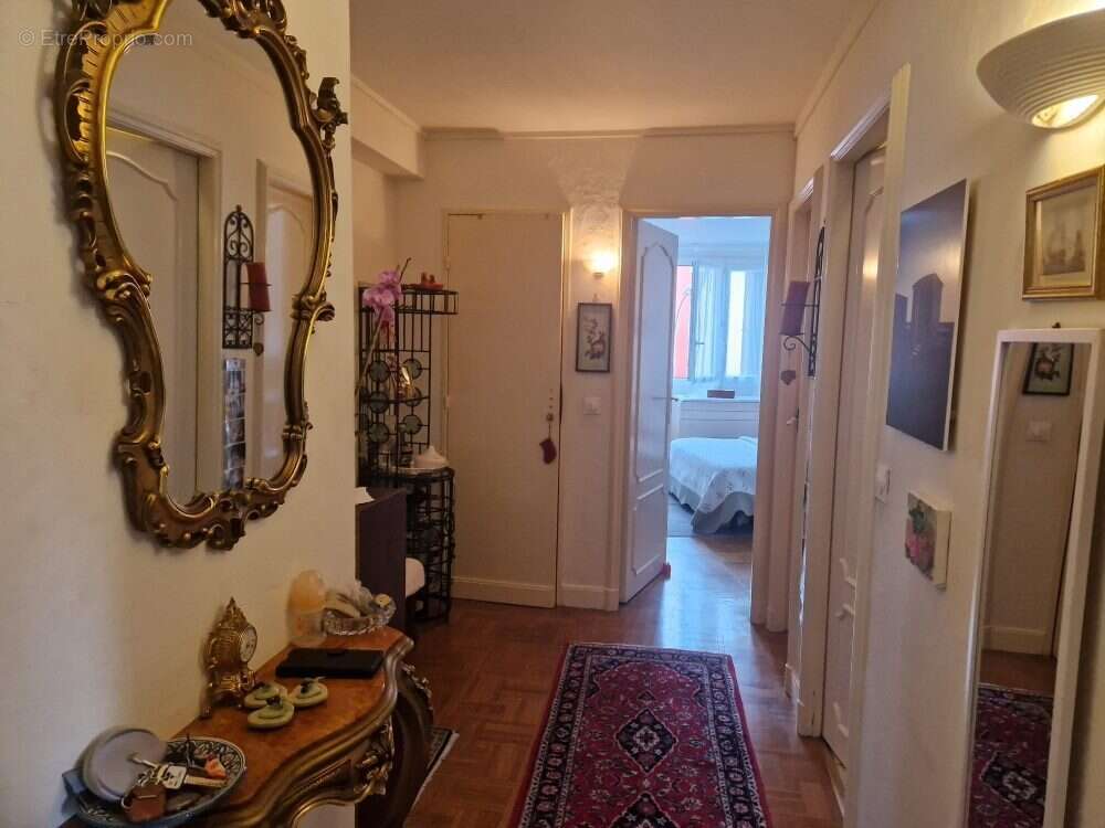 Appartement à FONTENAY-SOUS-BOIS