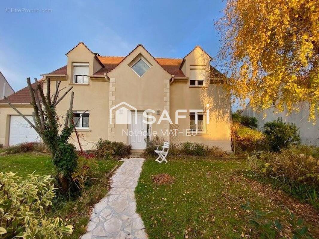 Photo 1 - Maison à MAGNY-LE-HONGRE