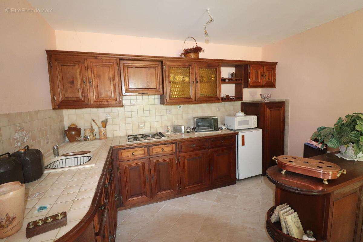 Maison à BERRE-LES-ALPES