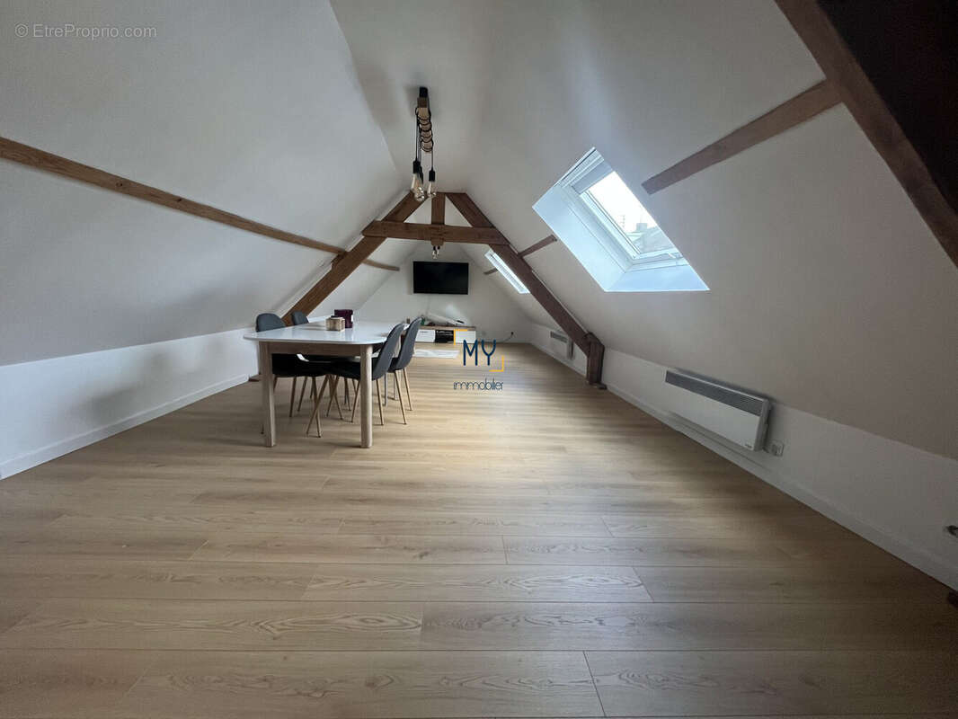 PIÈCE DE VIE -  Appartement à vendre - 2/3 pièces - 60 m² - Neuville-En-Ferrain - Appartement à NEUVILLE-EN-FERRAIN