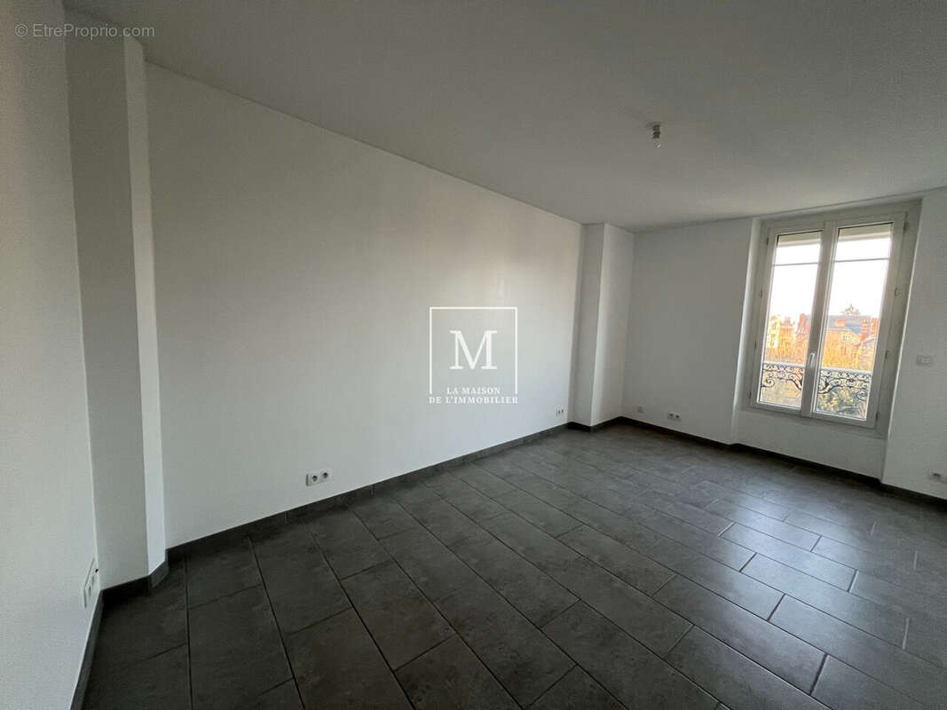 Appartement à MAISONS-LAFFITTE