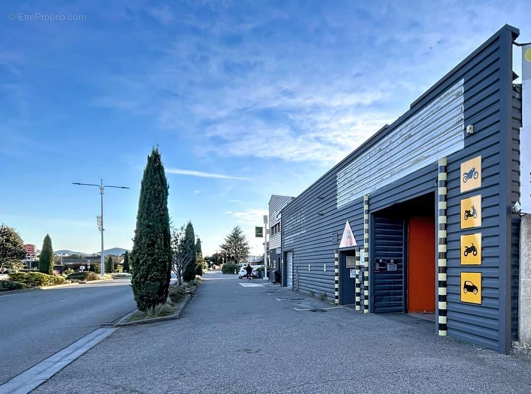 Commerce à MONTELIMAR