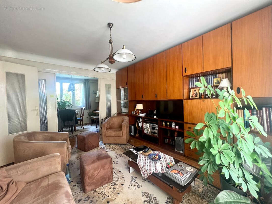 Maison à SARTROUVILLE