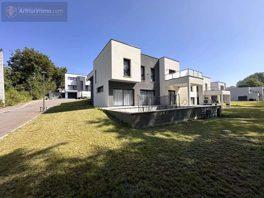 Maison à MONTOY-FLANVILLE