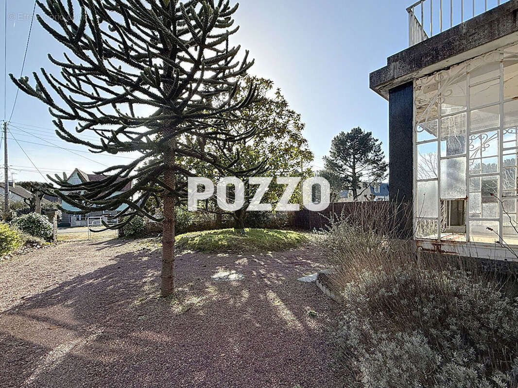 Maison à JULLOUVILLE