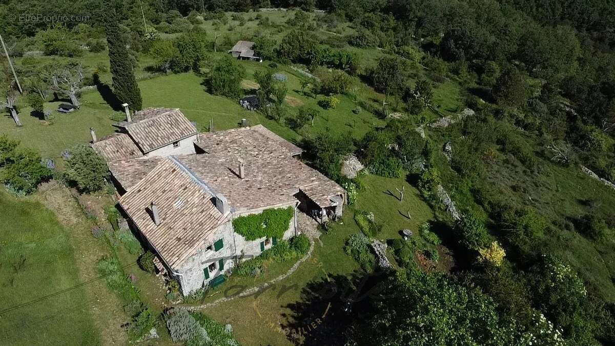 Maison à VALVIGNERES