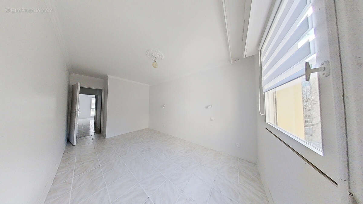 Appartement à LYON-9E