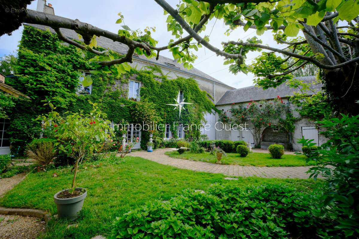 Maison à SOUGE-LE-GANELON