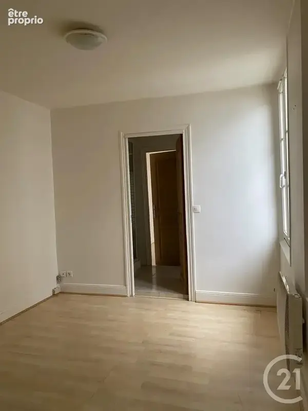 Appartement 2 pièces 28 m² à vendre à Fontainebleau (77300) - photo 3