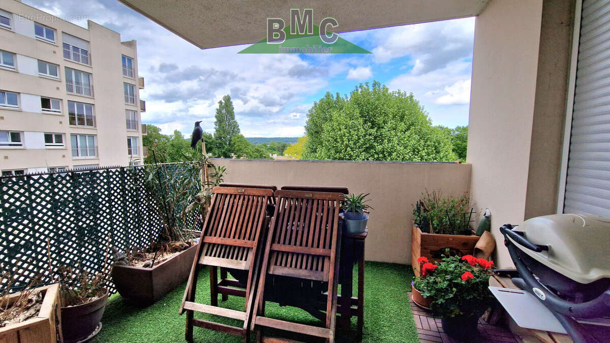 Appartement à LE PLESSIS-BOUCHARD