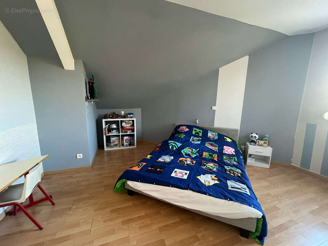 Maison à AMBLANS-ET-VELOTTE