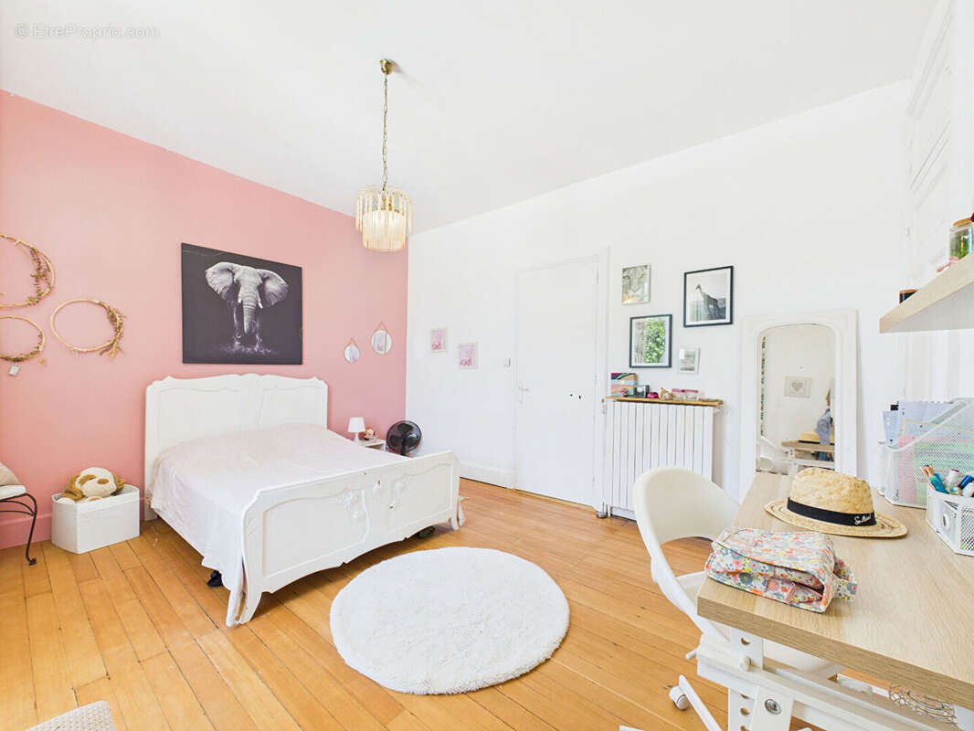 Maison à ROMANS-SUR-ISERE