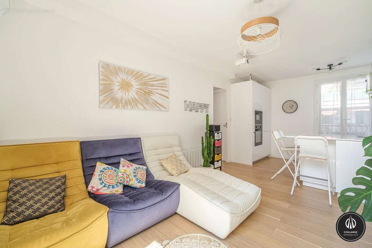 Appartement à MARSEILLE-8E