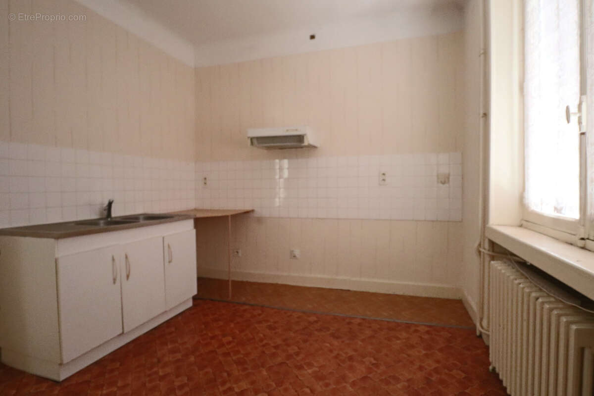 Appartement à SAINT-SAUVES-D&#039;AUVERGNE