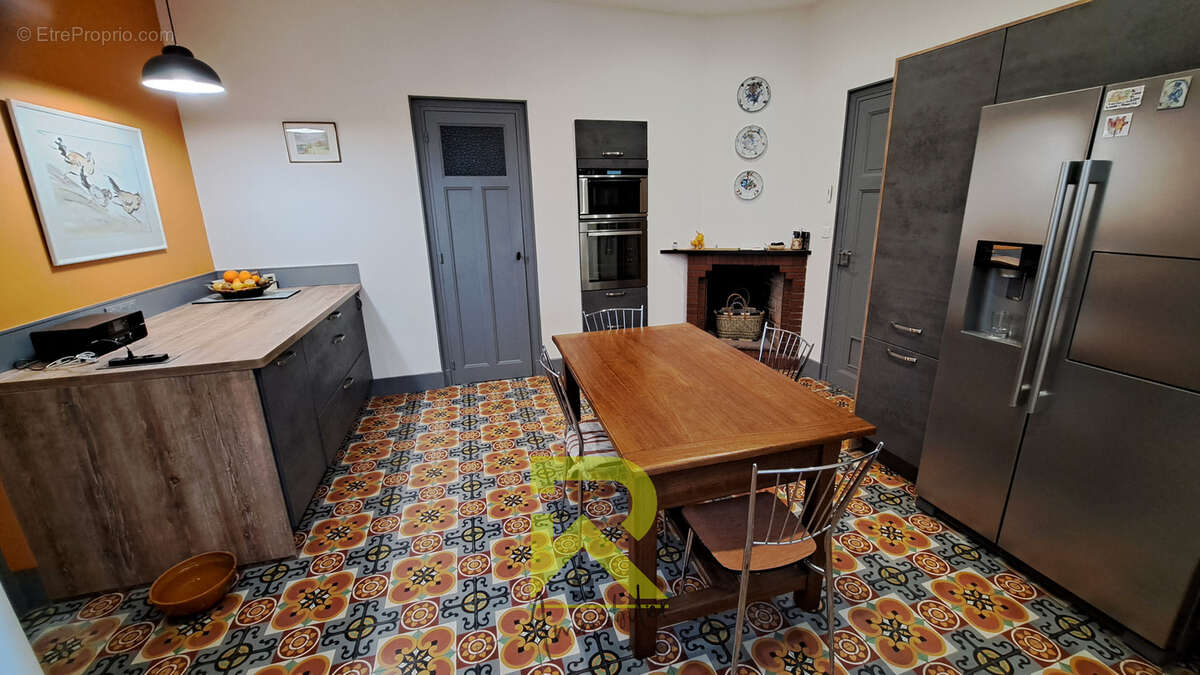 Maison à LEZIGNAN-CORBIERES