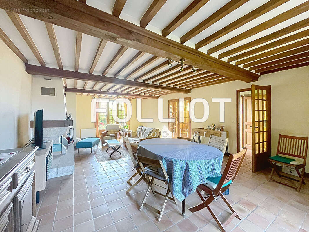 A vendre - Maison Saint Jean D'Elle - photo 3