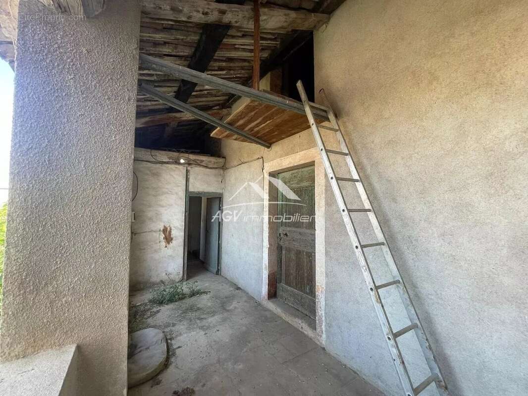 Maison à ROUSSON