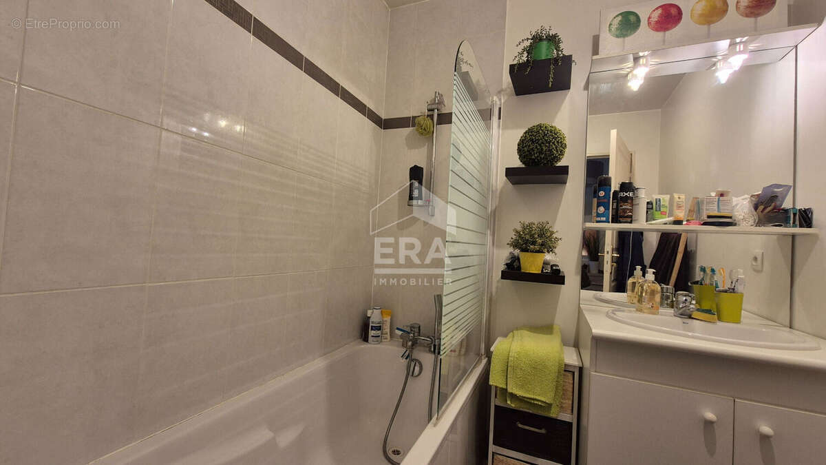 Appartement à BRIE-COMTE-ROBERT