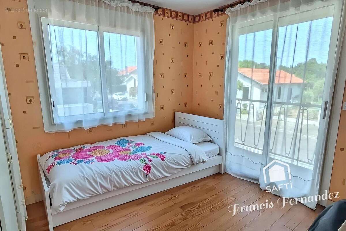 Photo 8 - Maison à BLANQUEFORT