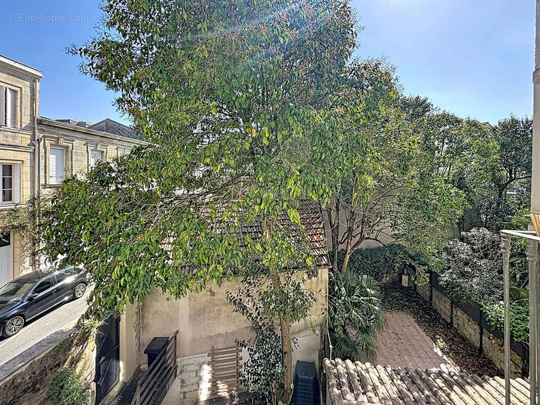 Appartement à BORDEAUX