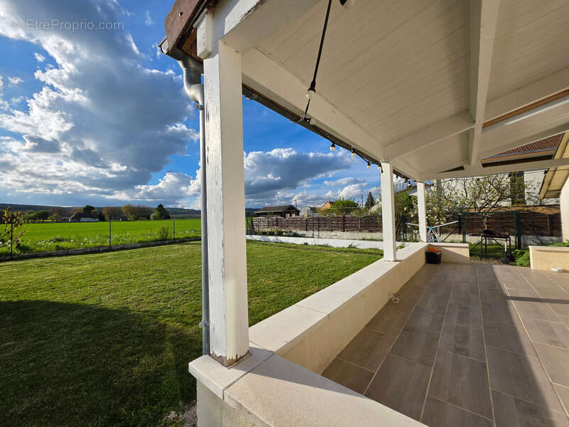 Maison à FLAGEY-ECHEZEAUX