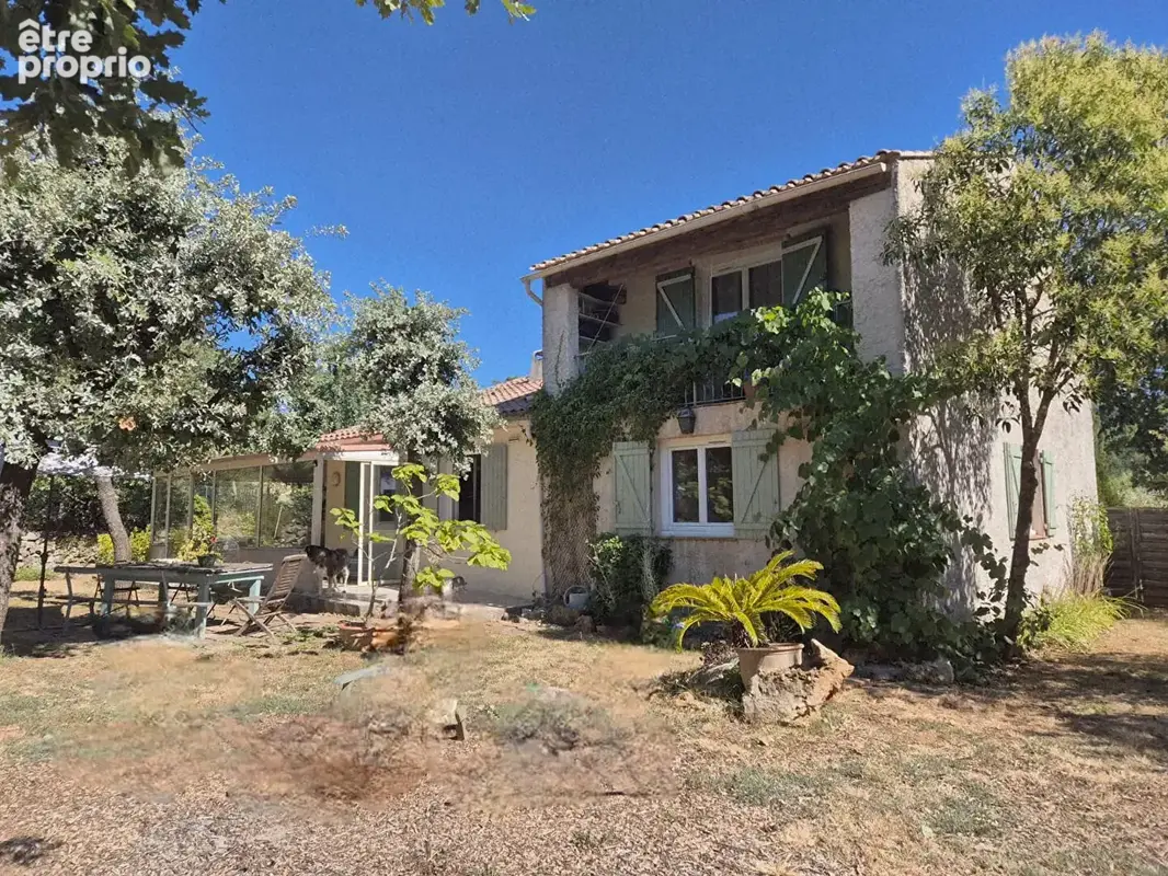 Maison Garéoult 4 pièces 110m² + T2 de 28m² au calme. - photo 2
