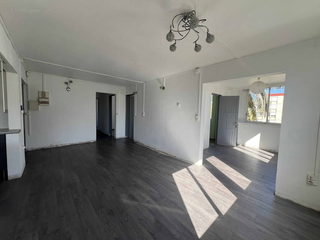 Appartement à SAINT-PIERRE