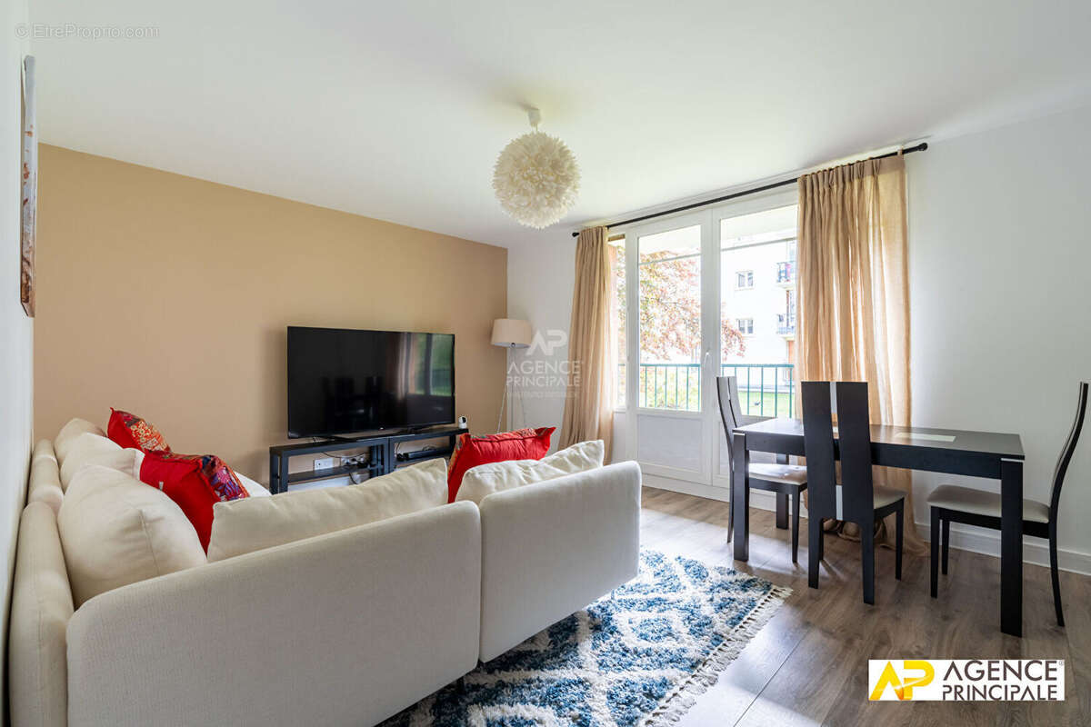 Appartement à MAISONS-LAFFITTE