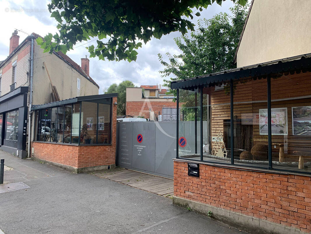 Commerce à FONTENAY-SOUS-BOIS