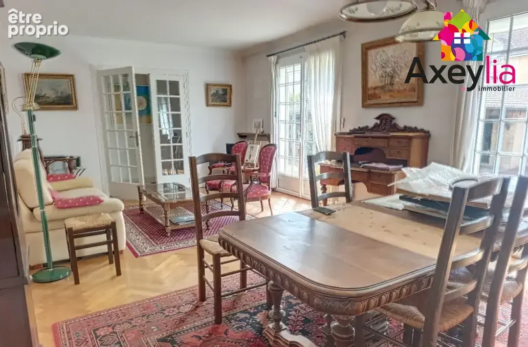 A vendre- pouilly-sous-charlieu- maison 3 chambres sur terrain avec depot - photo 2