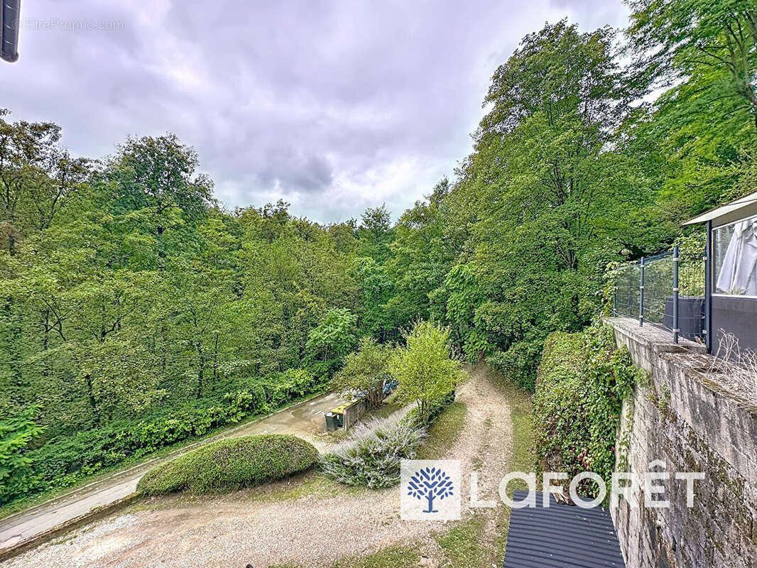 Appartement à SAINT-DIDIER-AU-MONT-D&#039;OR