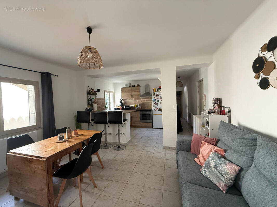 Appartement à UZES
