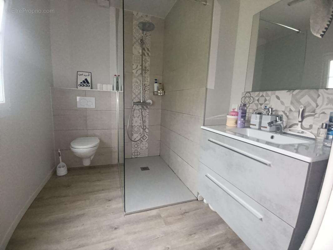 Maison à CHEMIRE-EN-CHARNIE