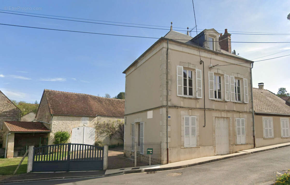 Maison à AUXERRE