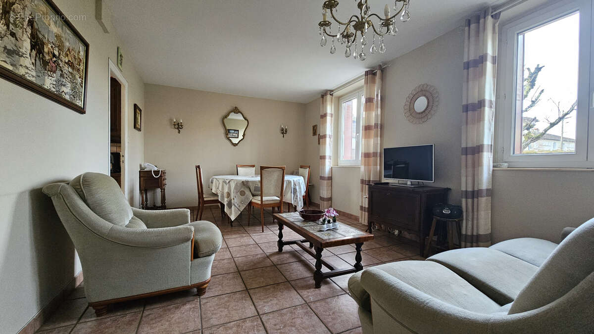 Maison à SAINT-PAUL-DES-LANDES