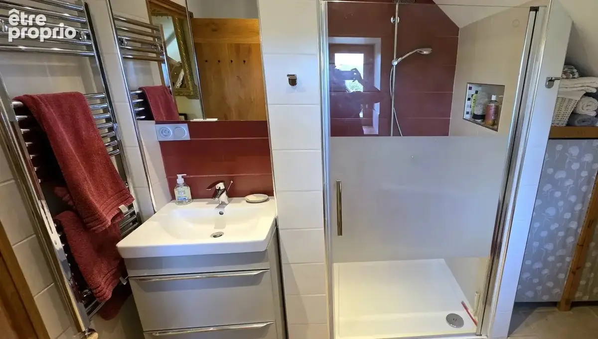 Charme et confort! Belle renovation, authenticité préservée. - photo 30